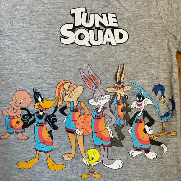 Baby Gap Warner Bros. tune squad basketball tee SIZE 4T - Picture 6 of 6